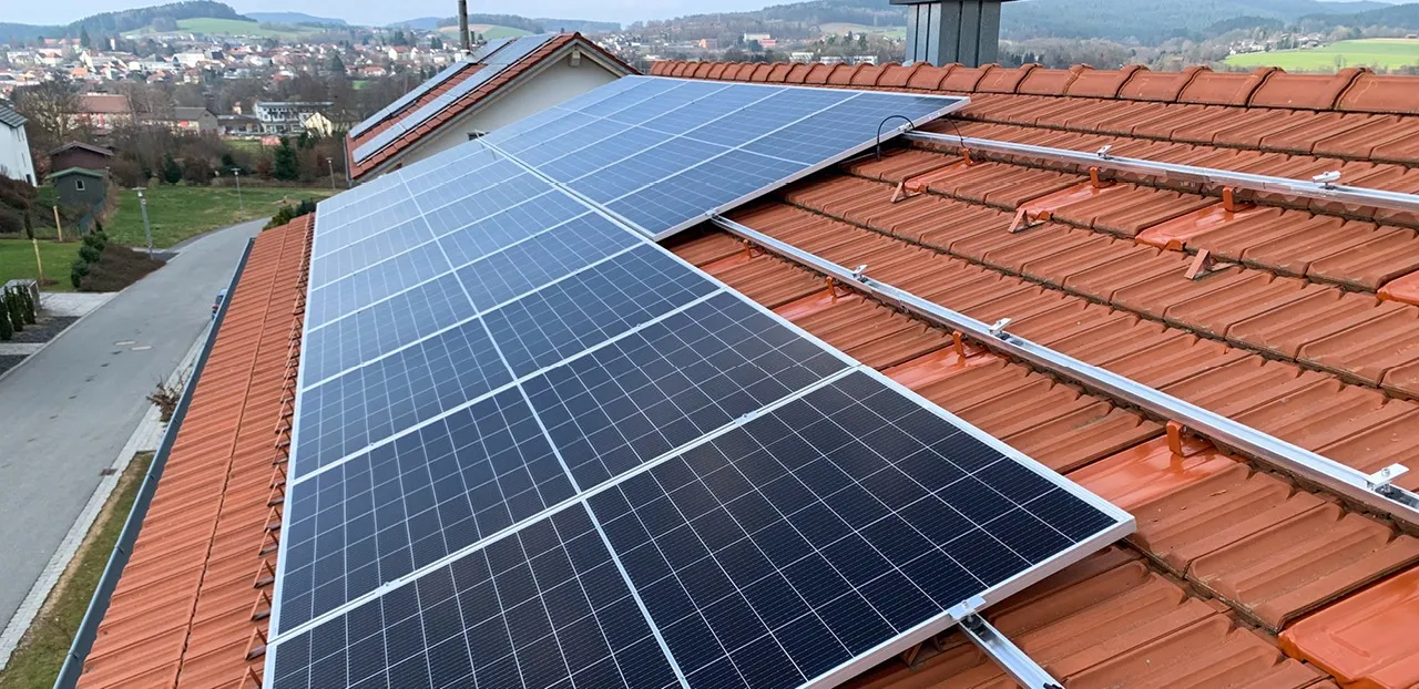 Energia Solar Vale a Pena? Tudo O que Você Precisa Saber
